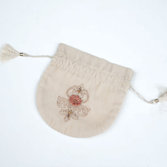 POUCH