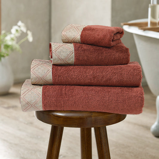 TOWEL SET (04-PCS)