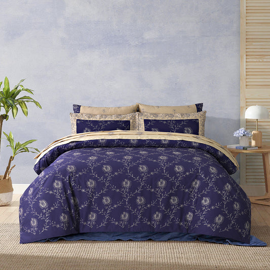 QUILT & BED SHEET