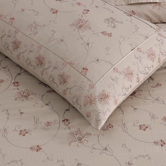 QUILT & BED SHEET
