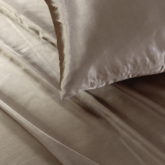SILK PLAIN BED SHEET SET