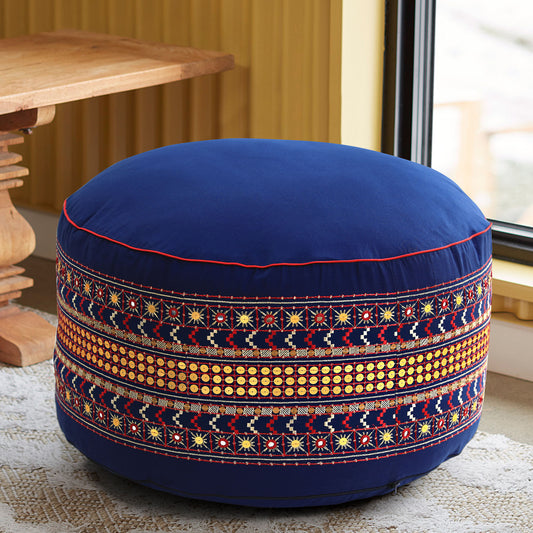 Threaded Pouffe