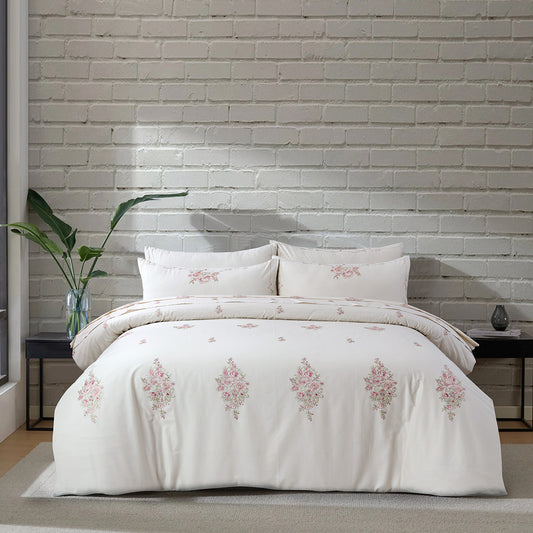QUILT & BED SHEET