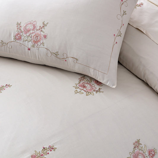 QUILT & BED SHEET