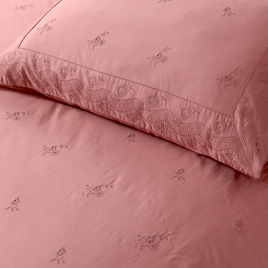 QUILT & BED SHEET