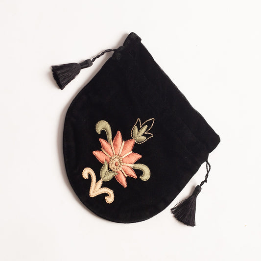 POUCH