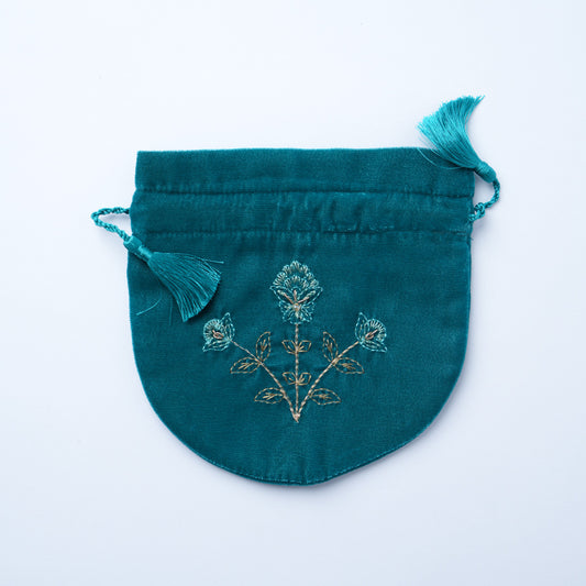 POUCH