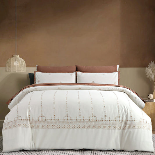 QUILT & BED SHEET