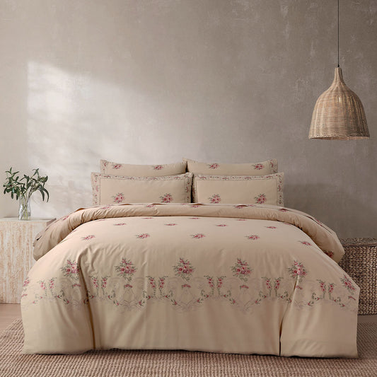 QUILT & BED SHEET