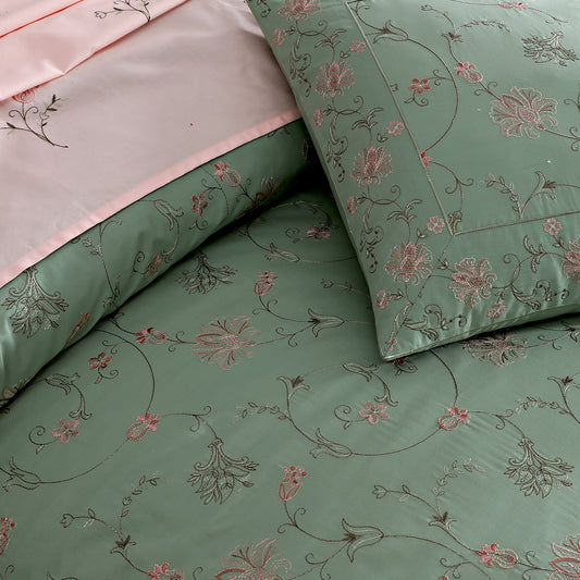 QUILT & BED SHEET