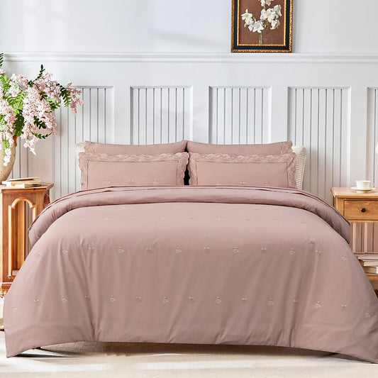 QUILT & BED SHEET